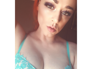 Chat with DahliaSimone