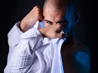 Chat with GuesssWho24