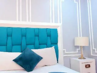 Chat with KathalinaAdams