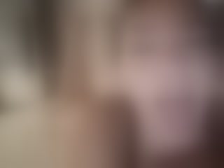 Chat with MonicaBurns