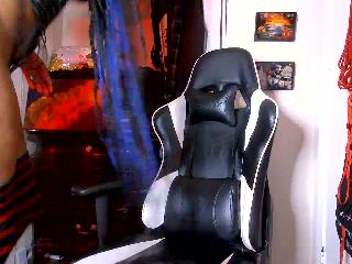 Chat with Shorty_Laveau