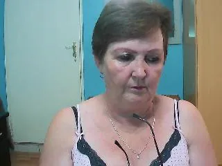 Chat with TaylorLeigh