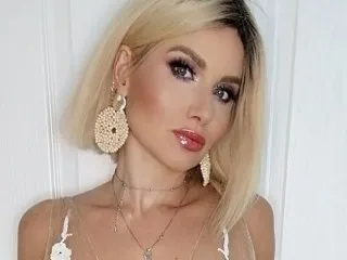 Chat with Tinkerbell822