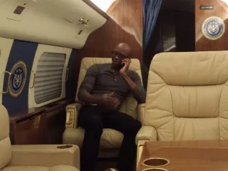 Chat with Womb_Raider